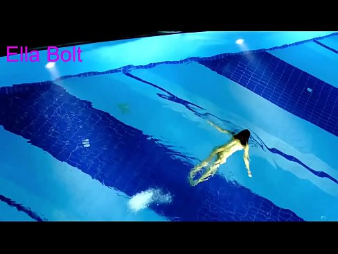 ❤️ No puc parar de mirar-la, jove rossa presa nedant nua a la piscina del complex ELLA BOLT ️❌ Súper sexe al ca.bestsexporno.ru ﹏